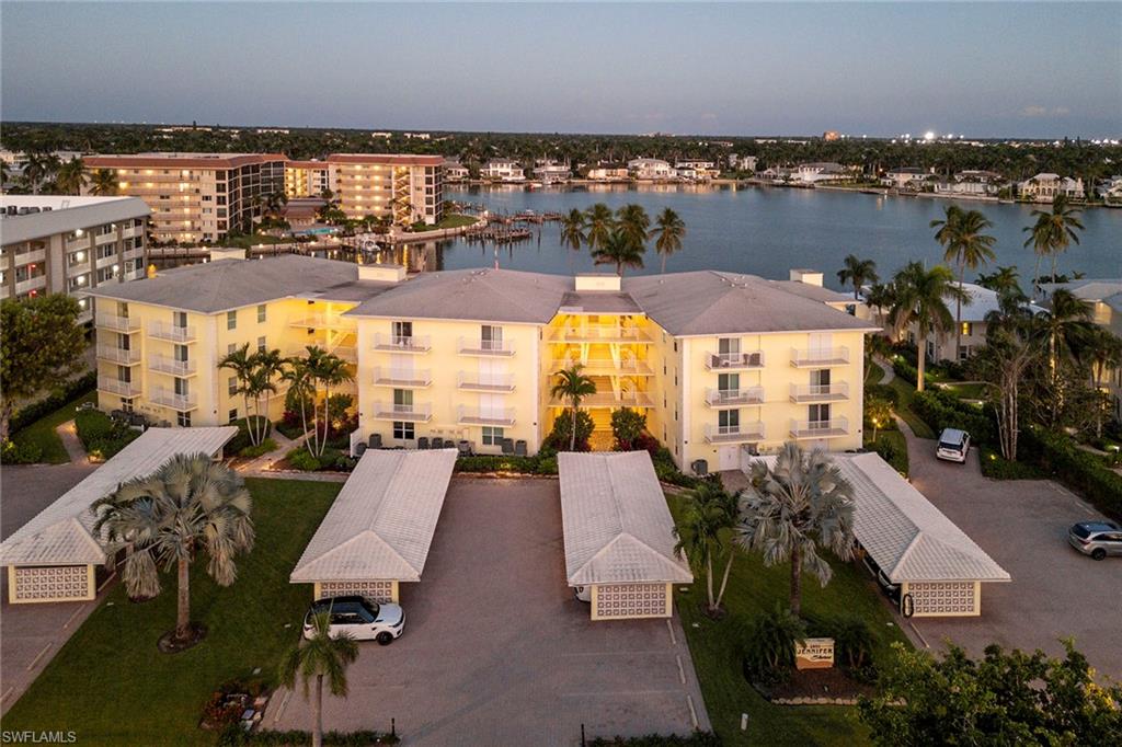 2850 Gulf Shore BLVD N # 110