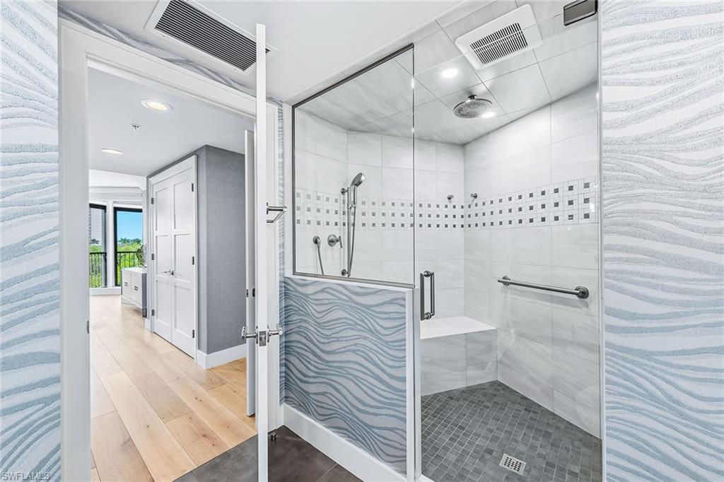 8930 Bay Colony DR # 303