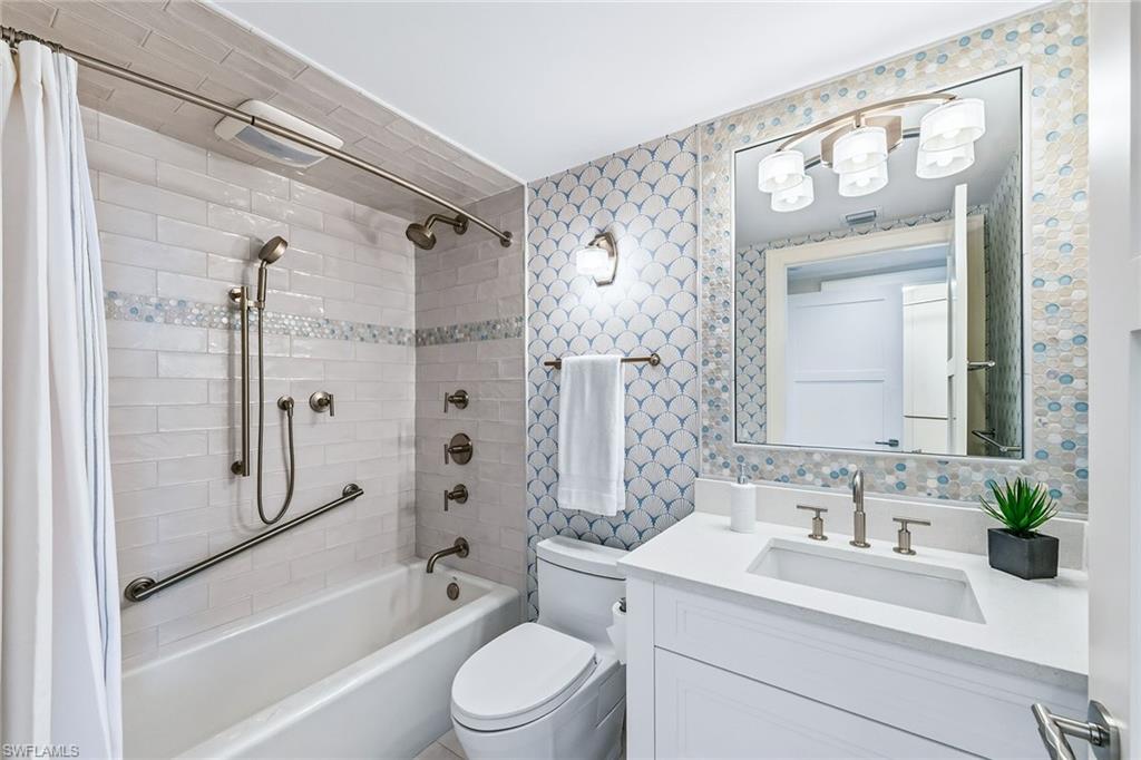 8930 Bay Colony DR # 303