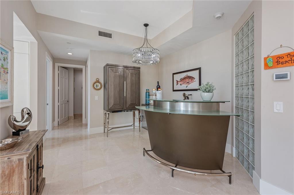 4255 Gulf Shore BLVD N # 1505 Unit: PH 1505