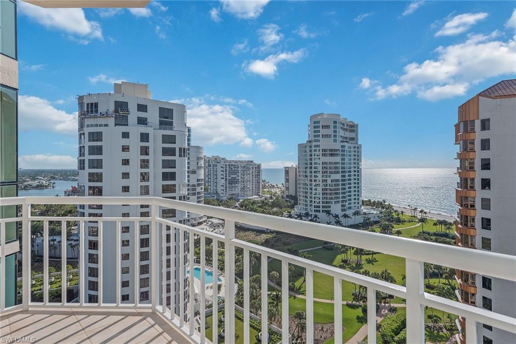 4255 Gulf Shore BLVD N # 1505 Unit: PH 1505