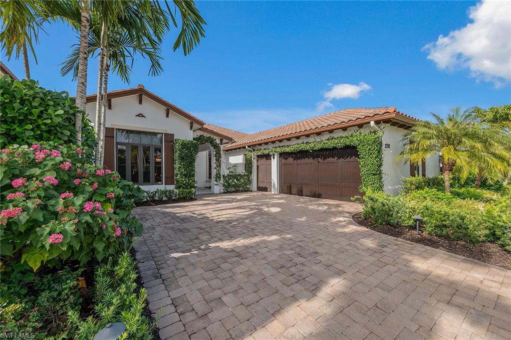 2243 Residence CIR
