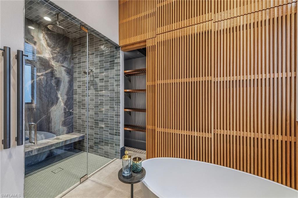2243 Residence CIR