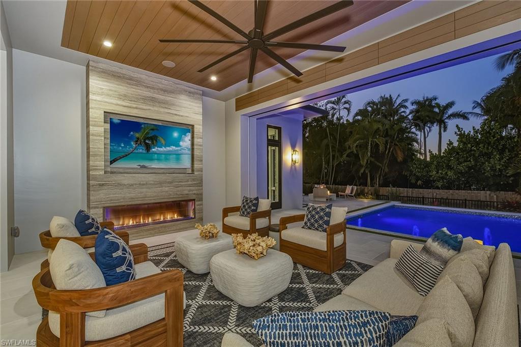 405 Putter Point DR
