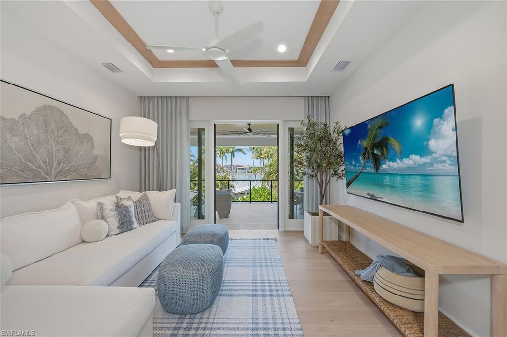 405 Putter Point DR