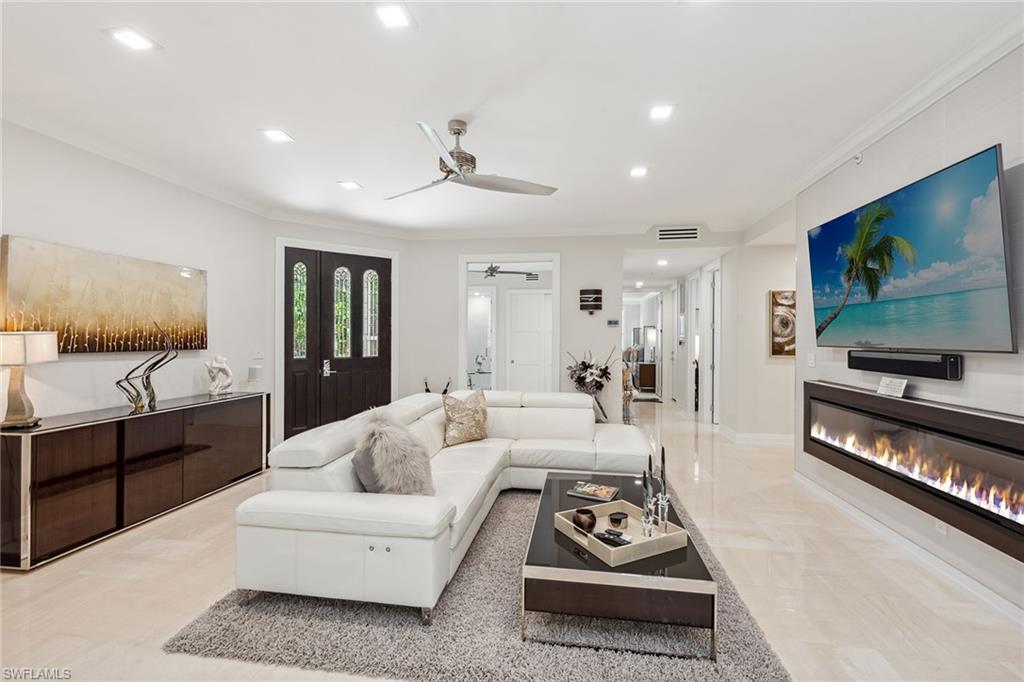 173 Colonade CIR # 1401