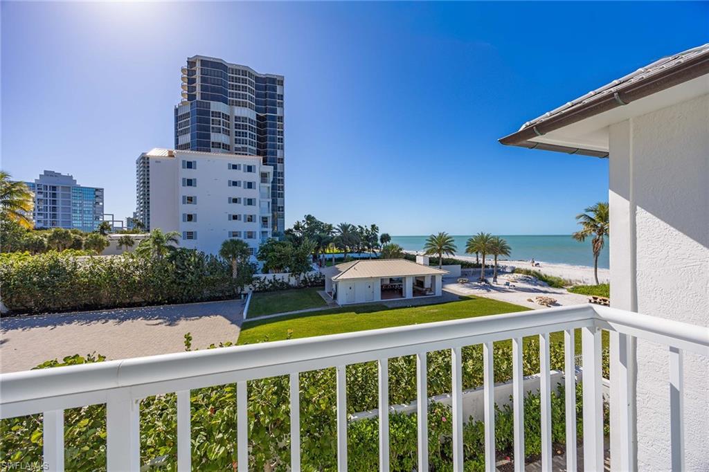 70 Seagate DR