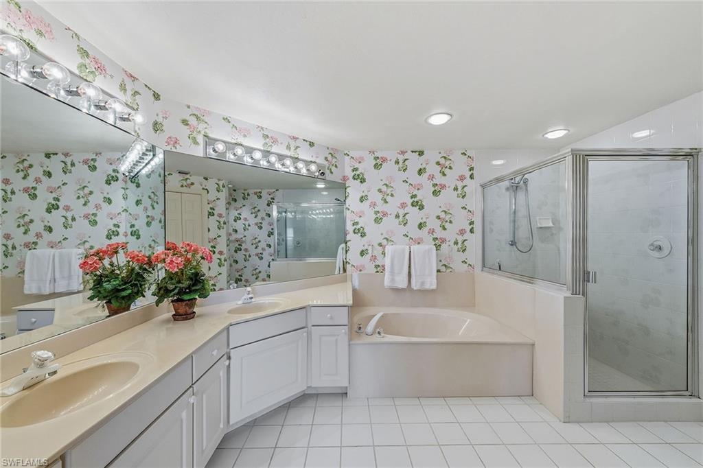 8445 Abbington CIR # 7