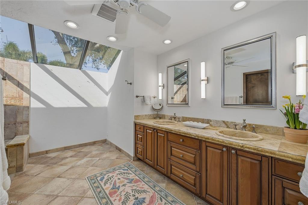 9 Las Brisas WAY # 10