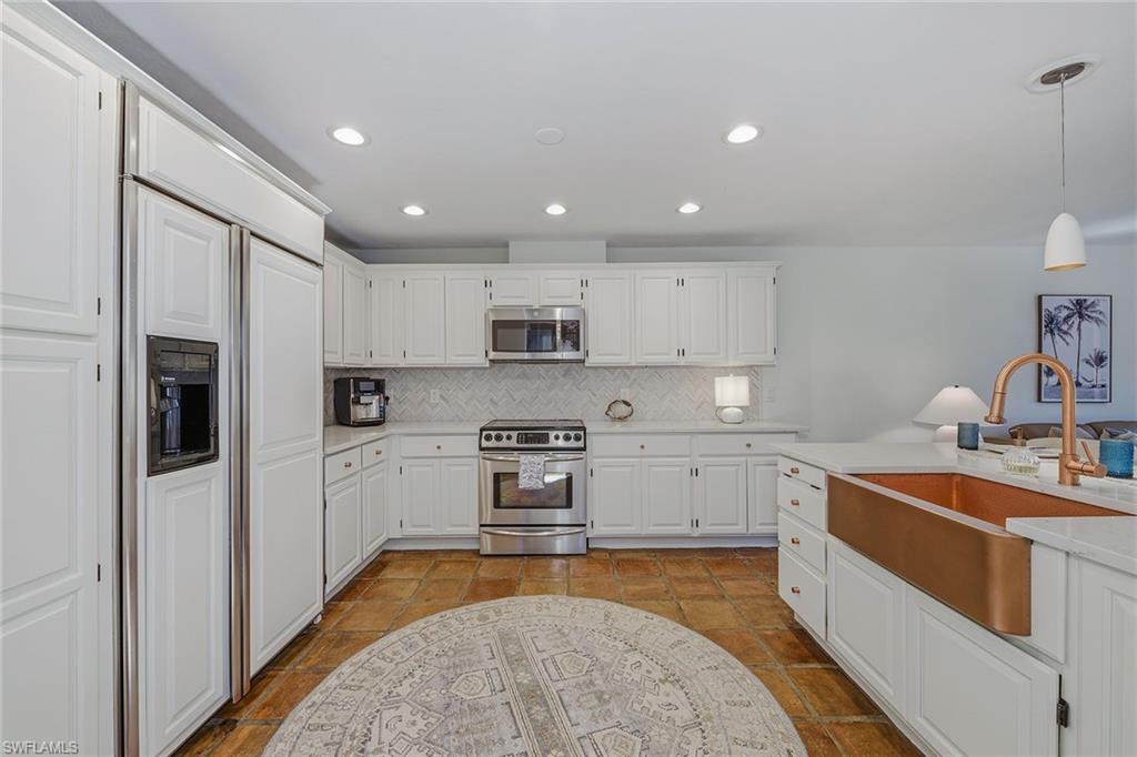 9 Las Brisas WAY # 10