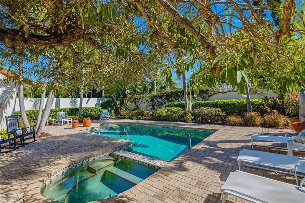 9 Las Brisas WAY # 10