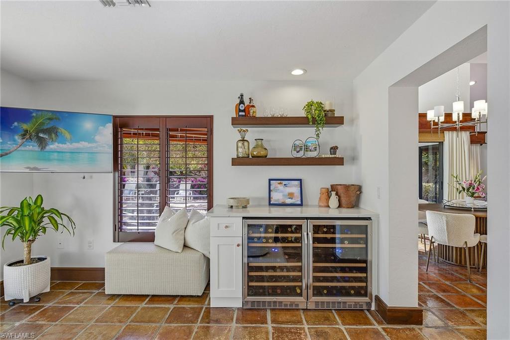 9 Las Brisas WAY # 10