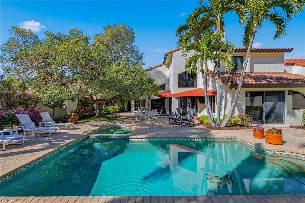 9 Las Brisas WAY # 10