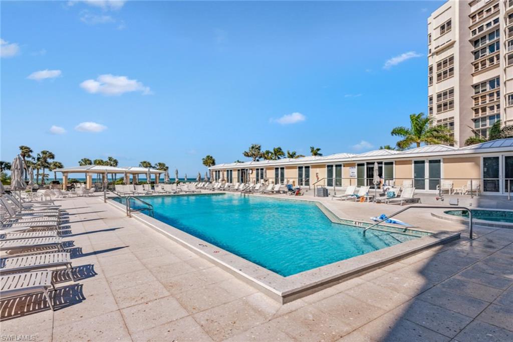 4041 Gulf Shore BLVD N # 303