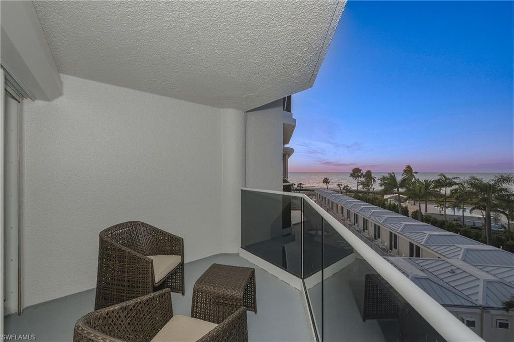 4041 Gulf Shore BLVD N # 303