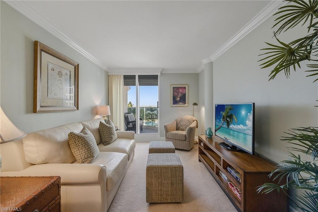 4041 Gulf Shore BLVD N # 303