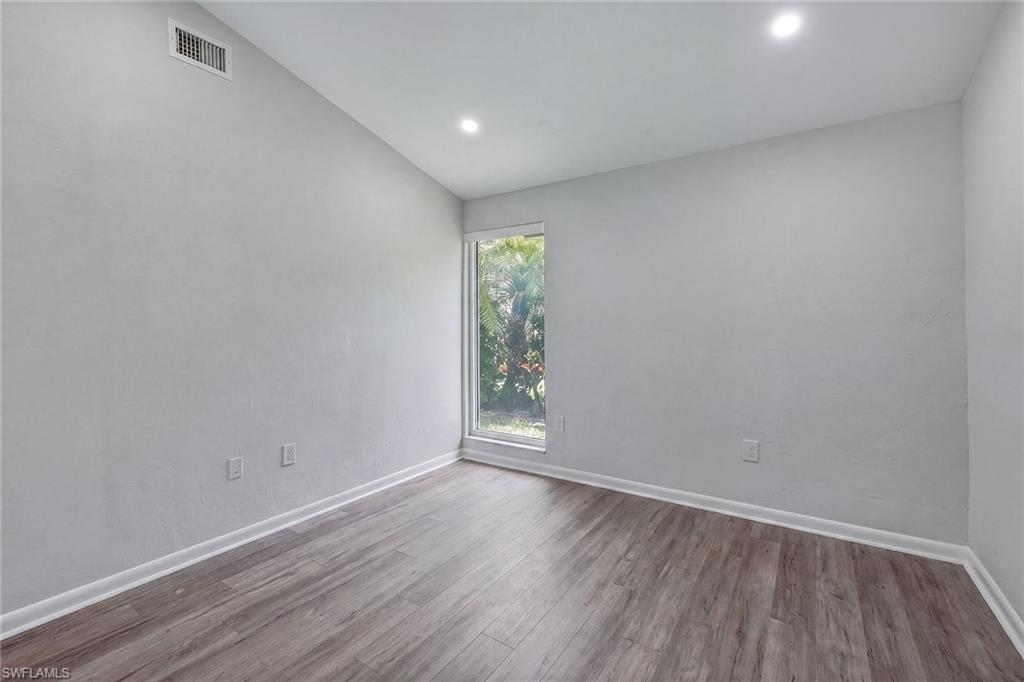 425 Pine Lake DR