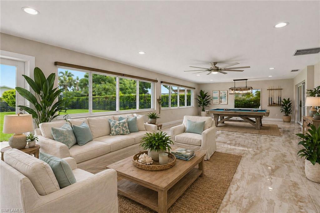 425 Pine Lake DR