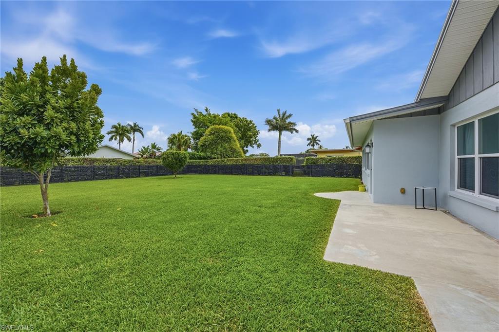 425 Pine Lake DR