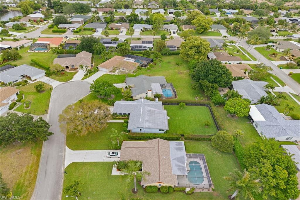 425 Pine Lake DR