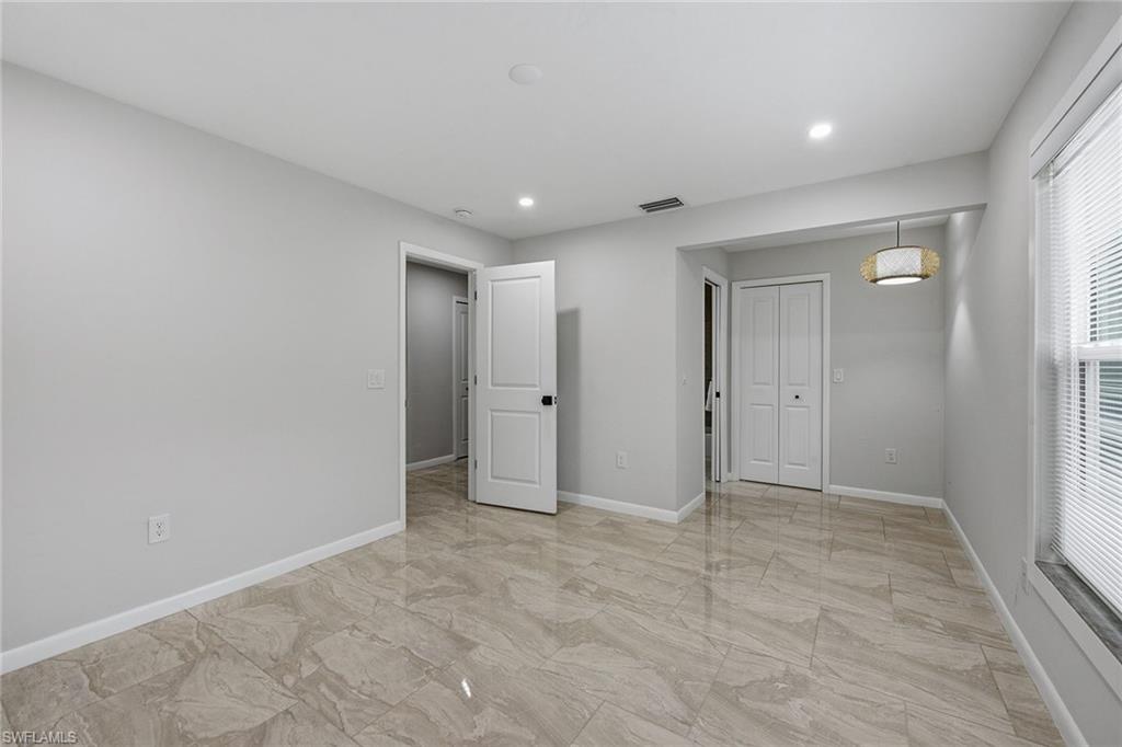 425 Pine Lake DR