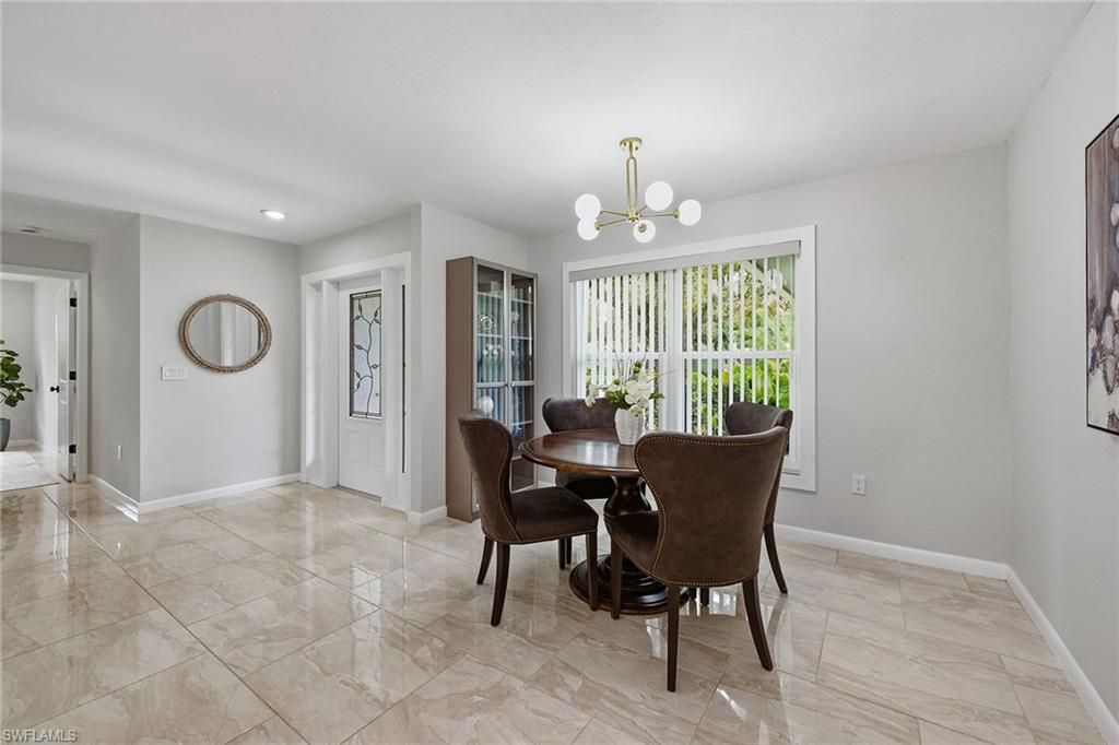 425 Pine Lake DR