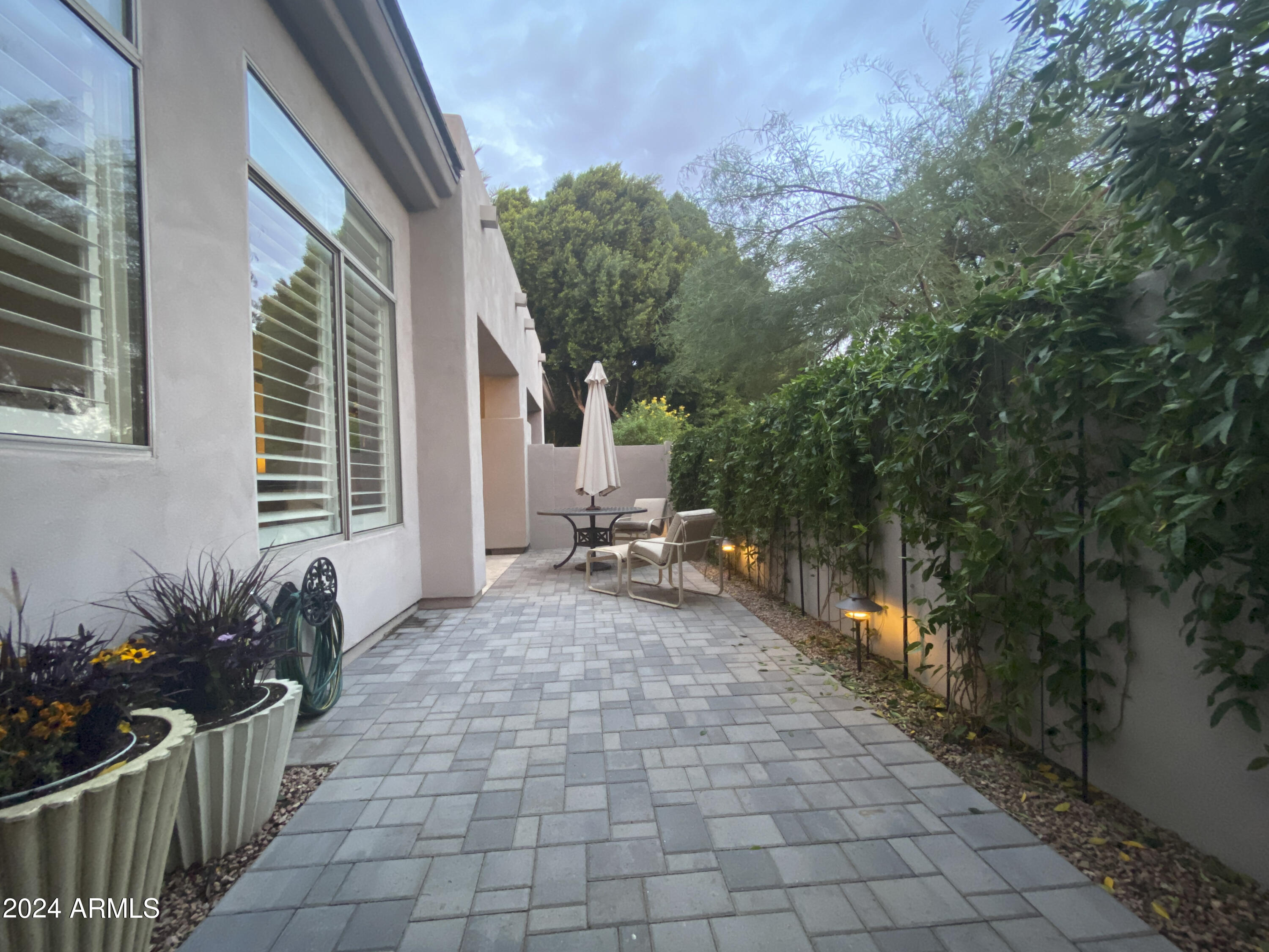7315 E VAQUERO Drive