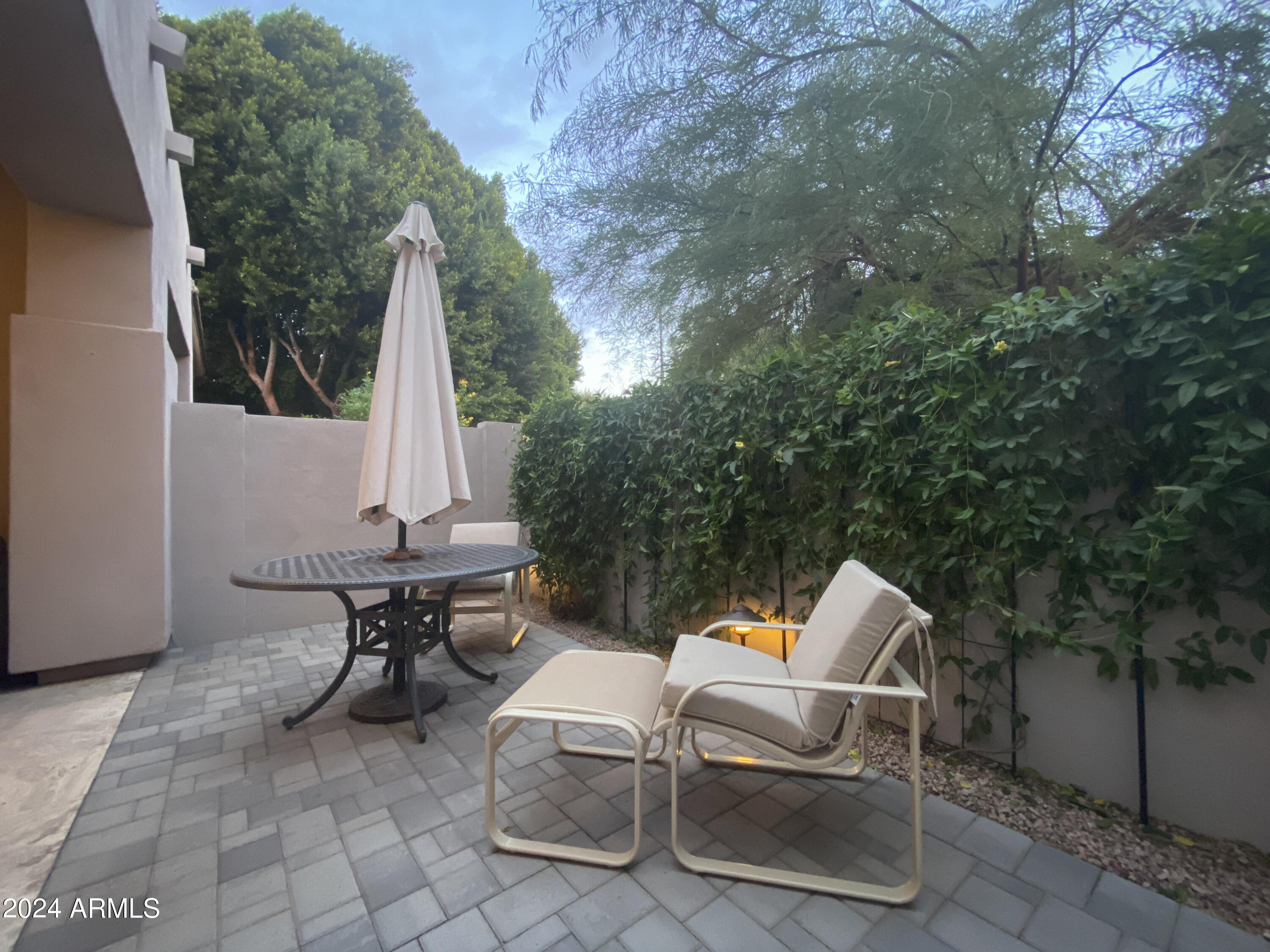 7315 E VAQUERO Drive