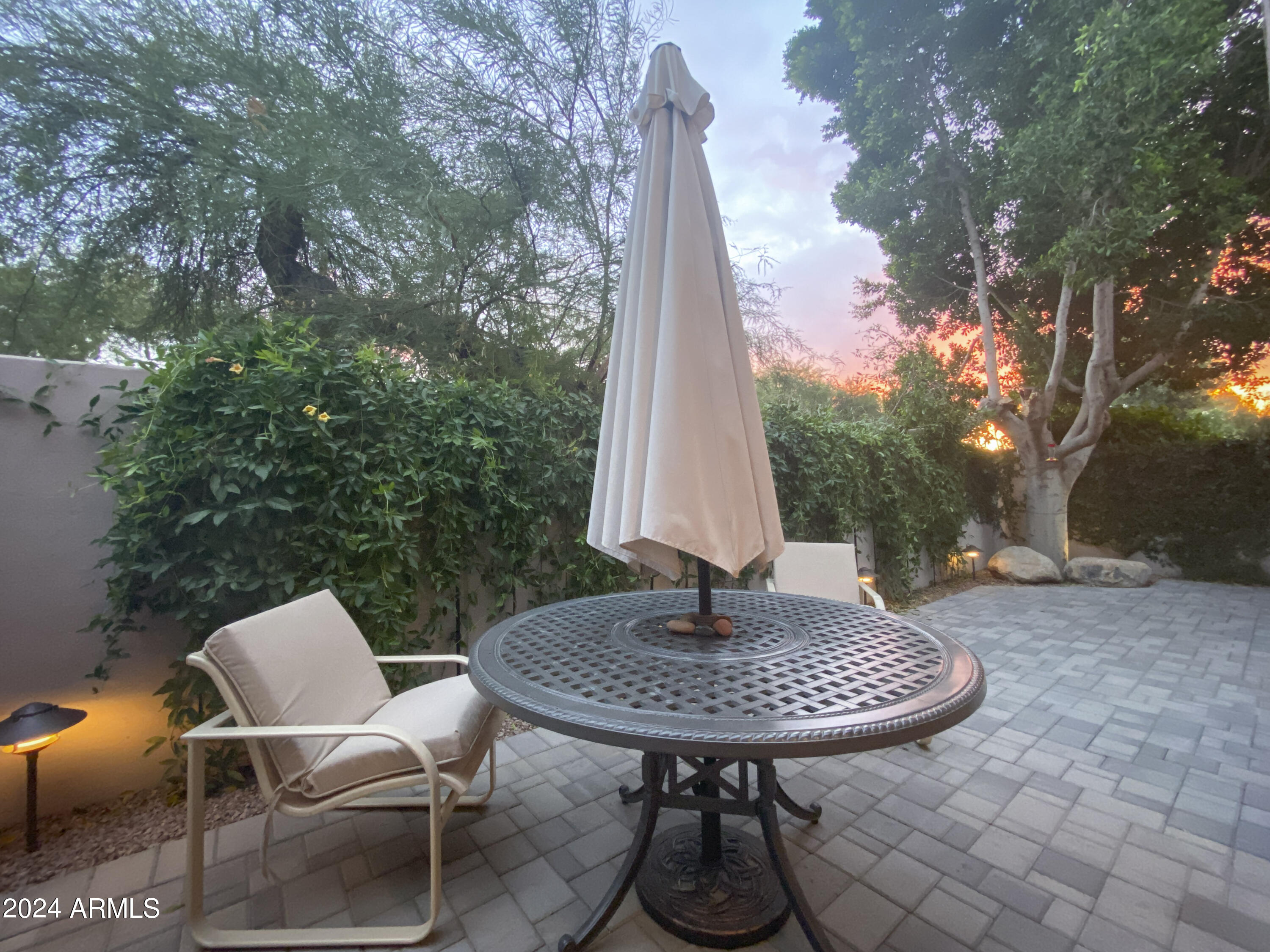7315 E VAQUERO Drive