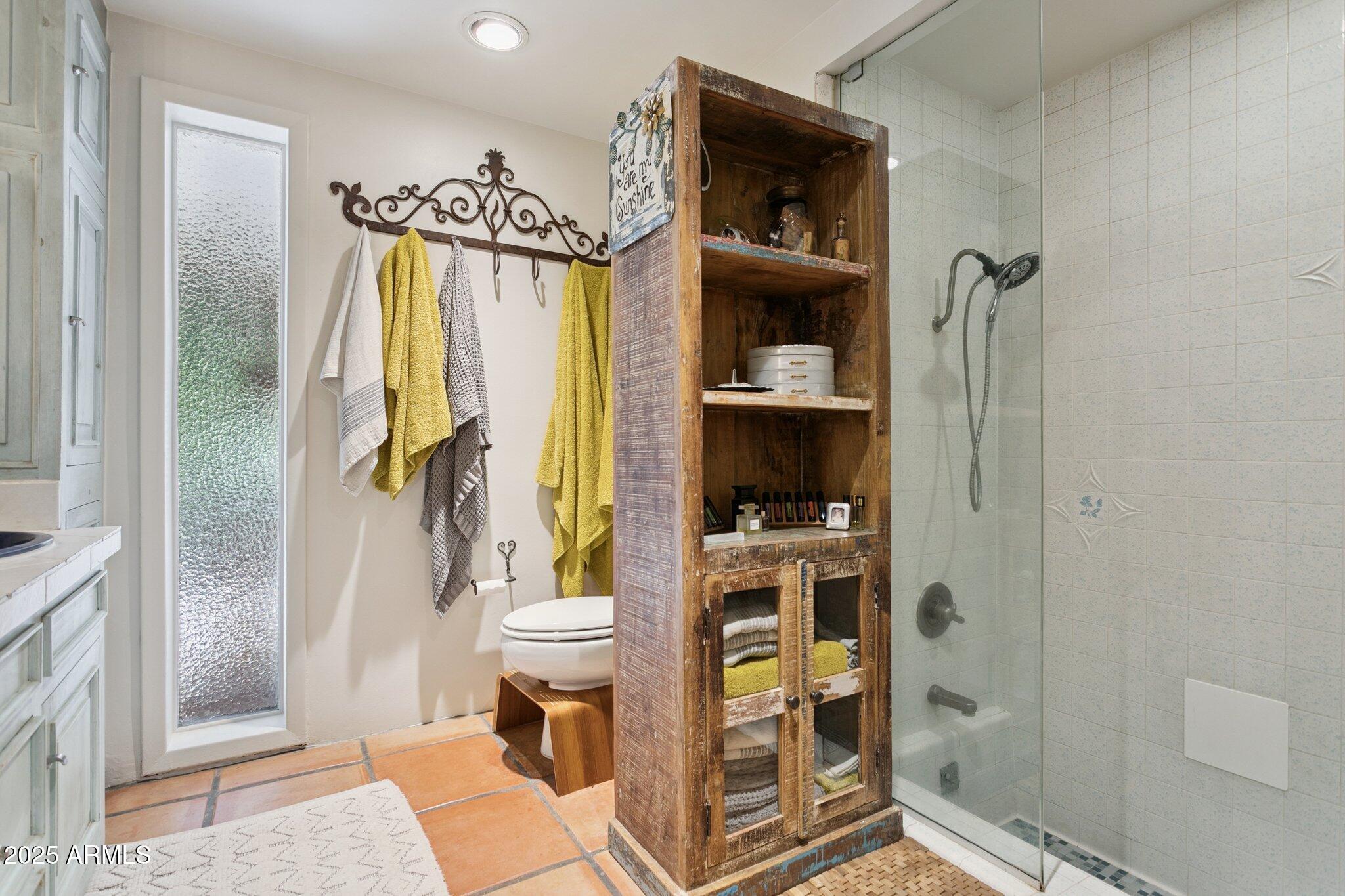 7005 E JACKRABBIT Road