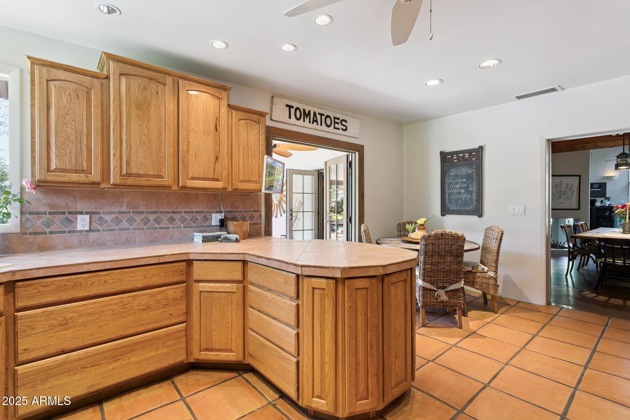 7005 E JACKRABBIT Road