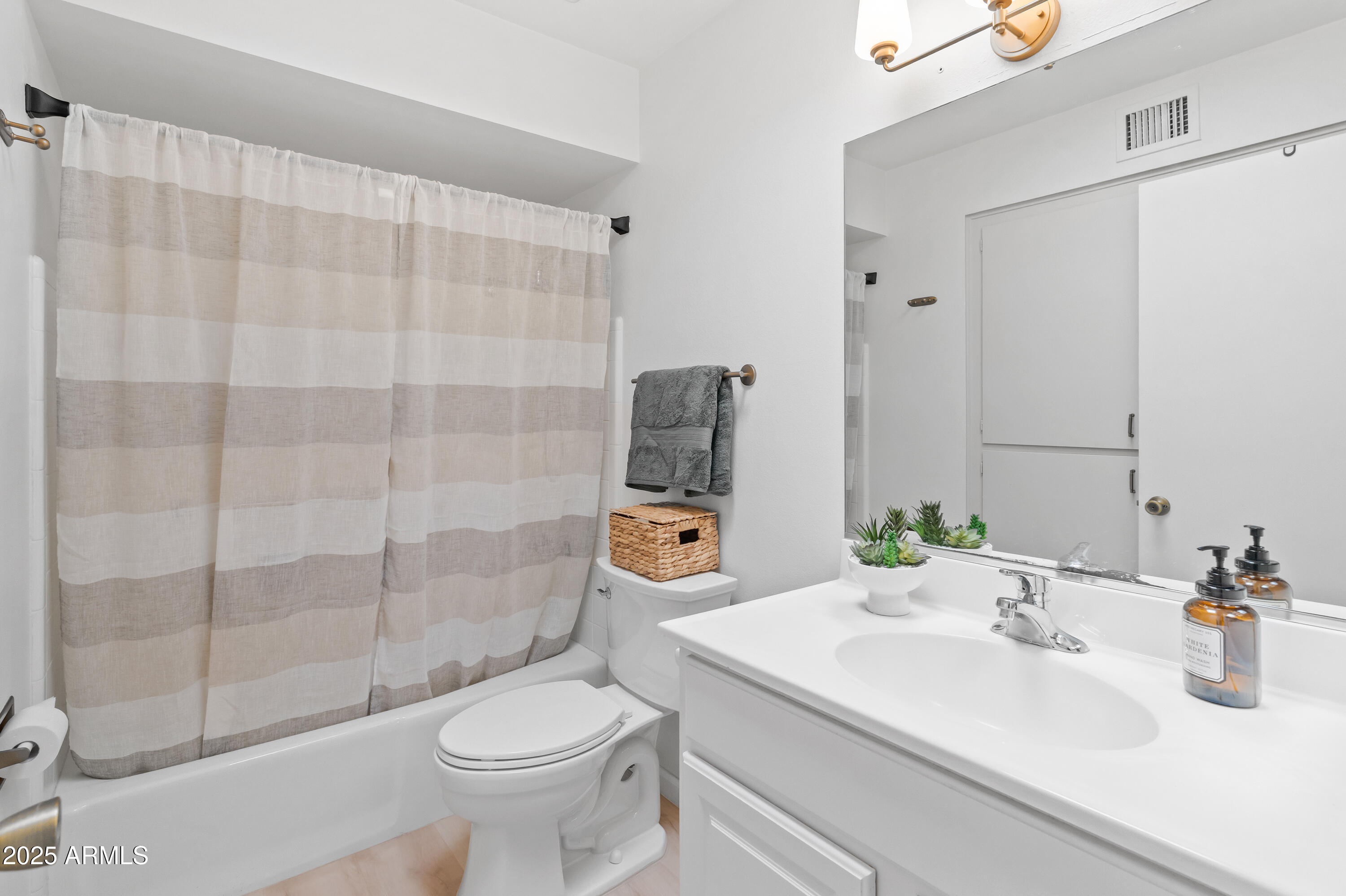 4800 N 68TH Street 276