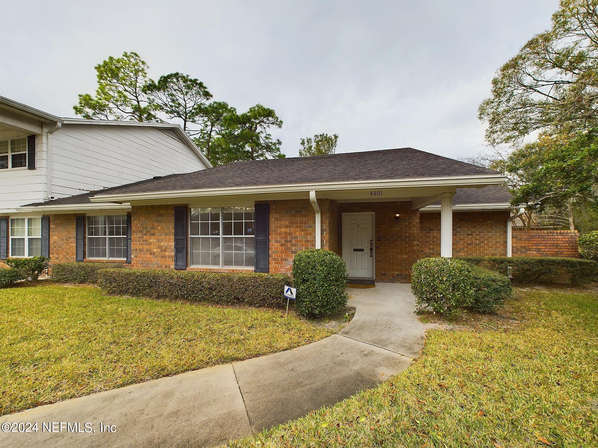 9252 SAN JOSE Boulevard, 4401