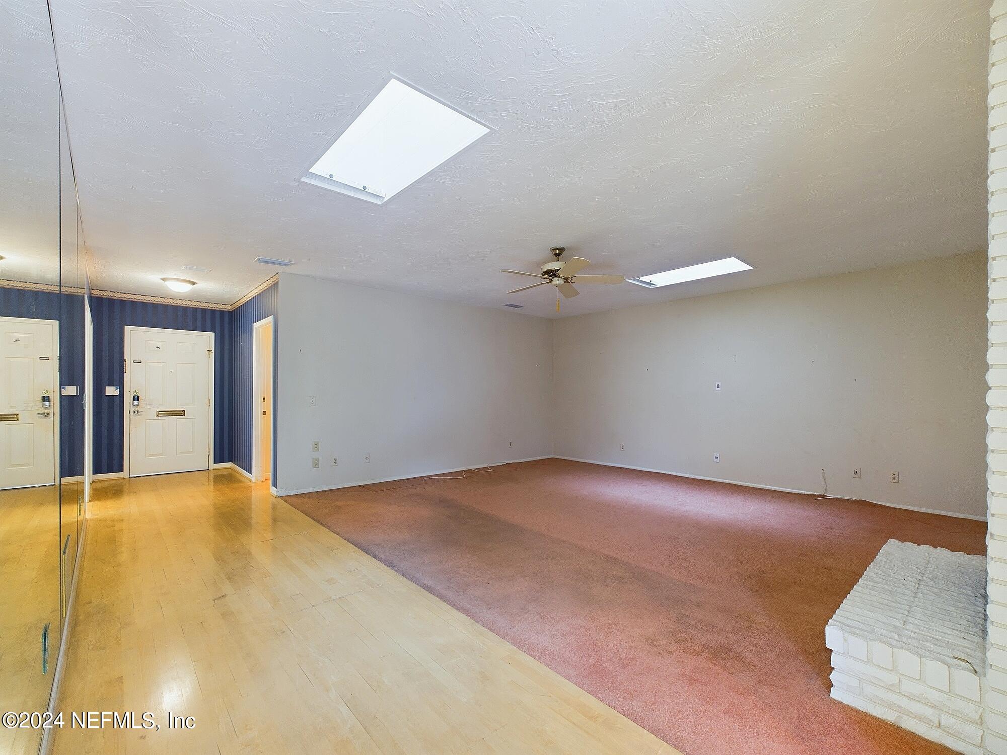 9252 SAN JOSE Boulevard, 4401