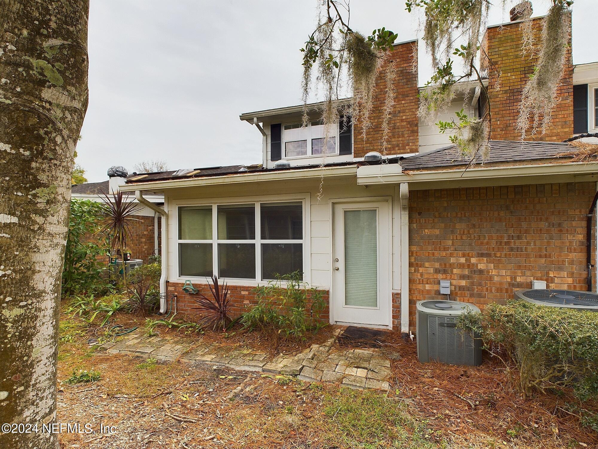 9252 SAN JOSE Boulevard, 4402