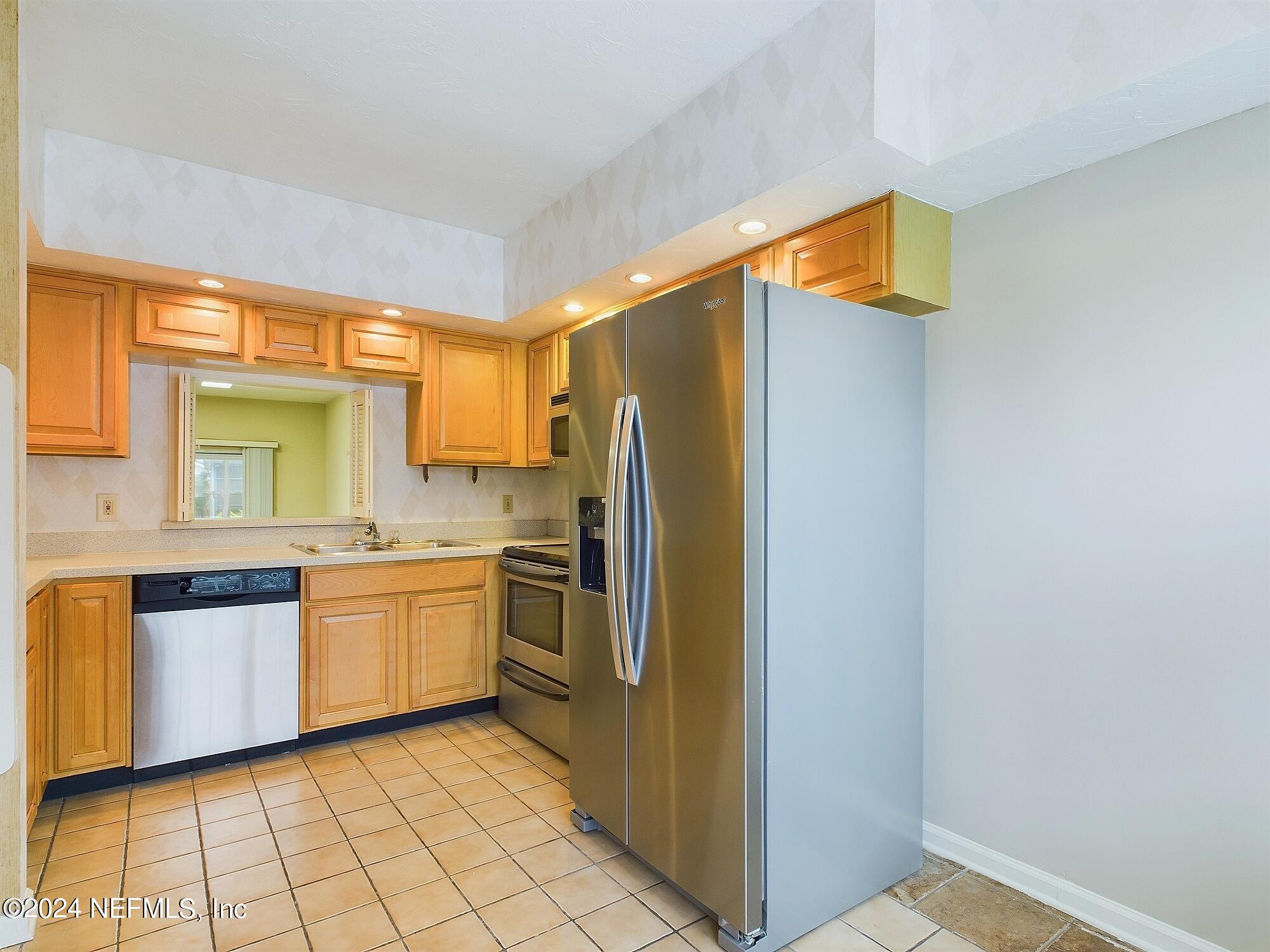 9252 SAN JOSE Boulevard, 4402