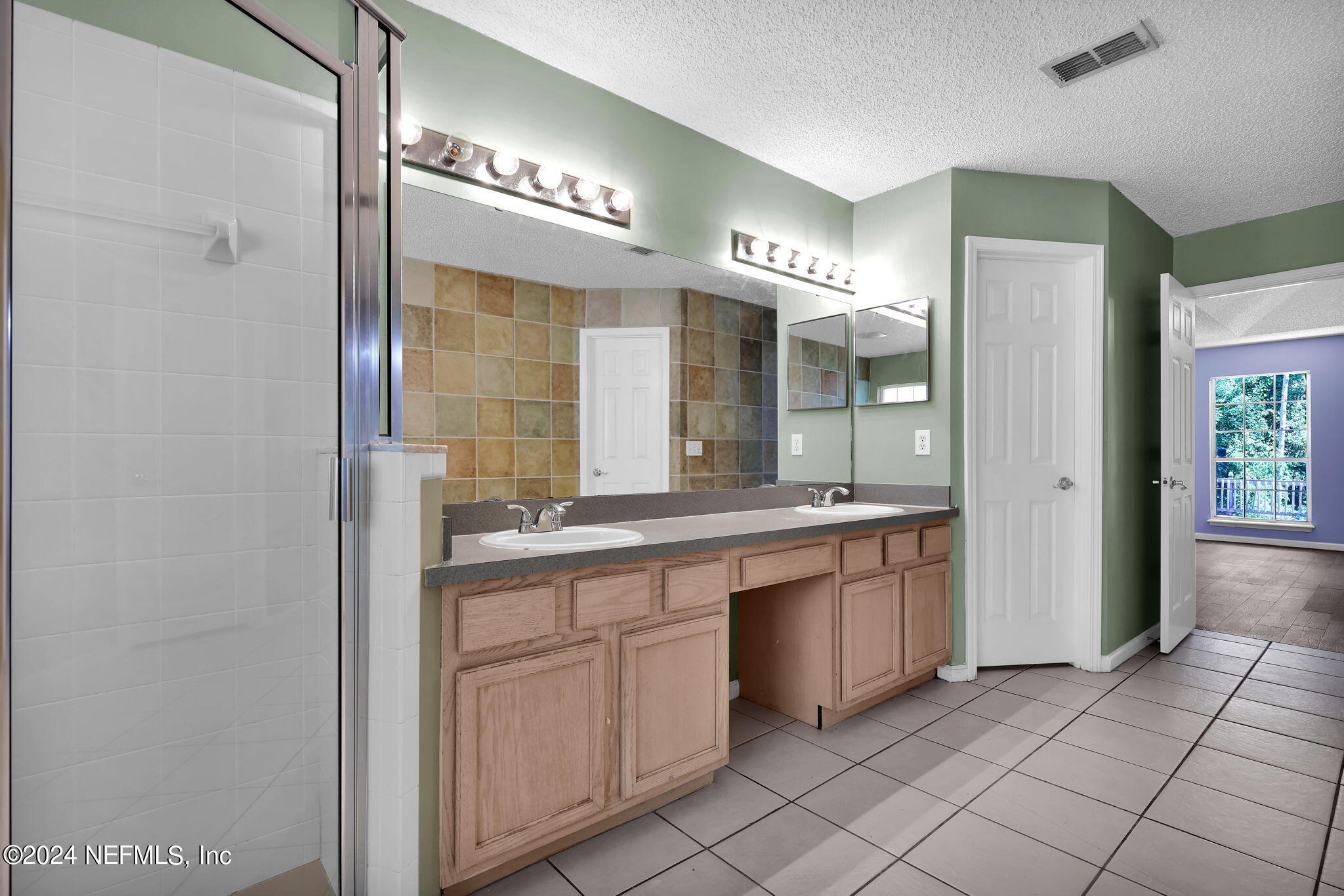 11374 WILLESDON Drive S