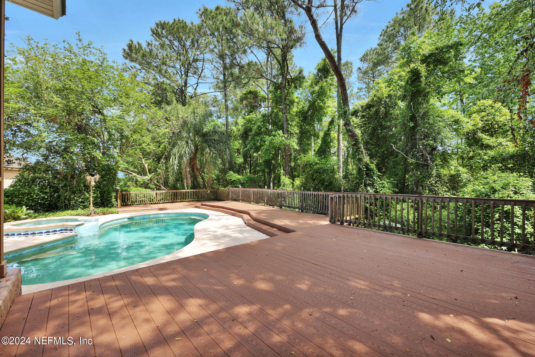 11374 WILLESDON Drive S