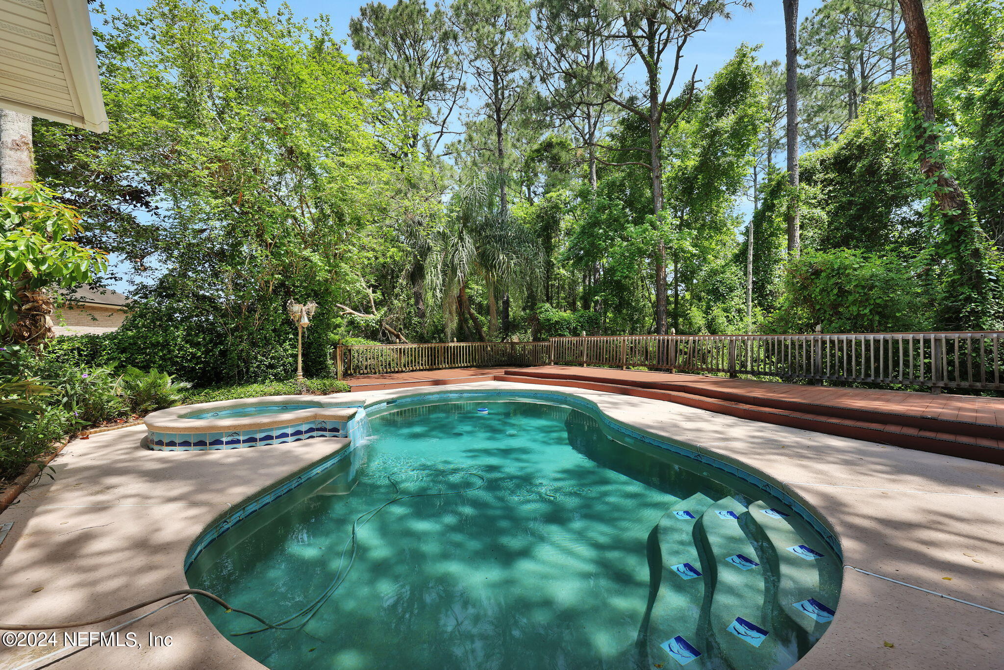 11374 WILLESDON Drive S