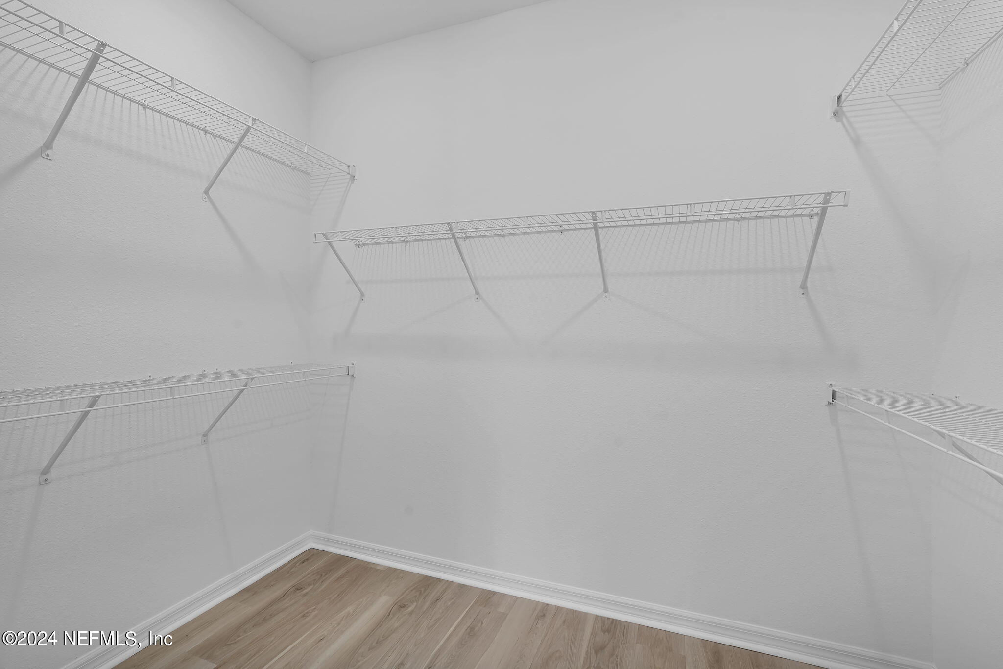 91 OYSTER SHELL Terrace