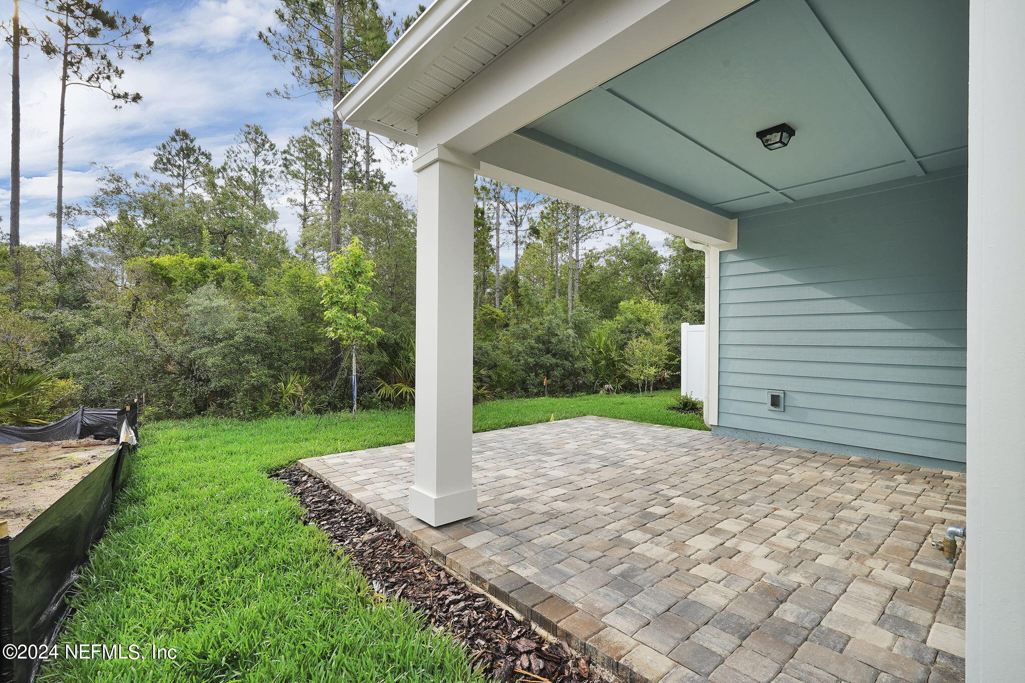 91 OYSTER SHELL Terrace