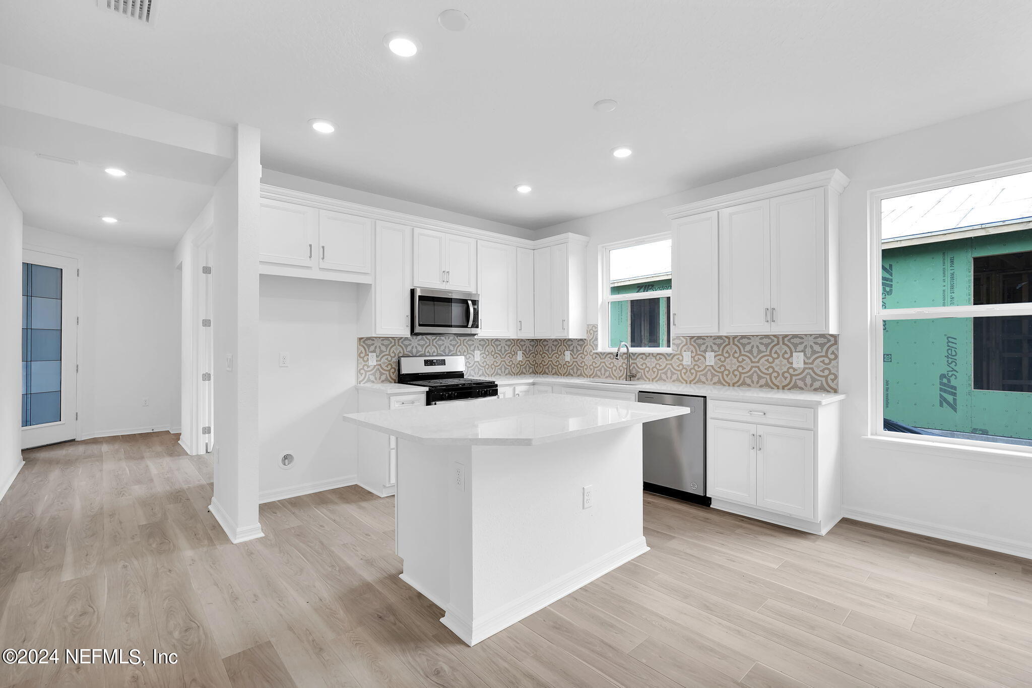 91 OYSTER SHELL Terrace