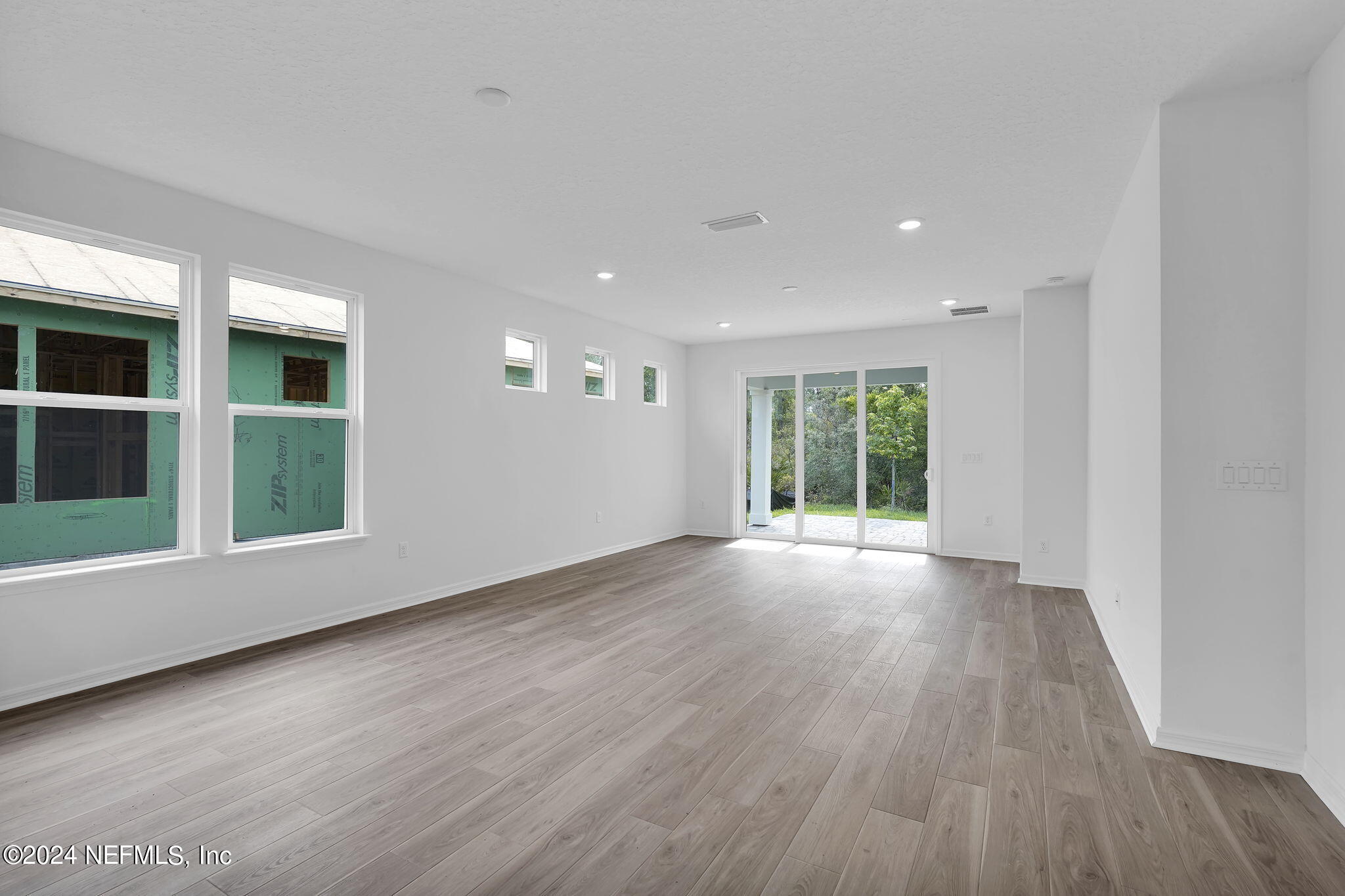 91 OYSTER SHELL Terrace