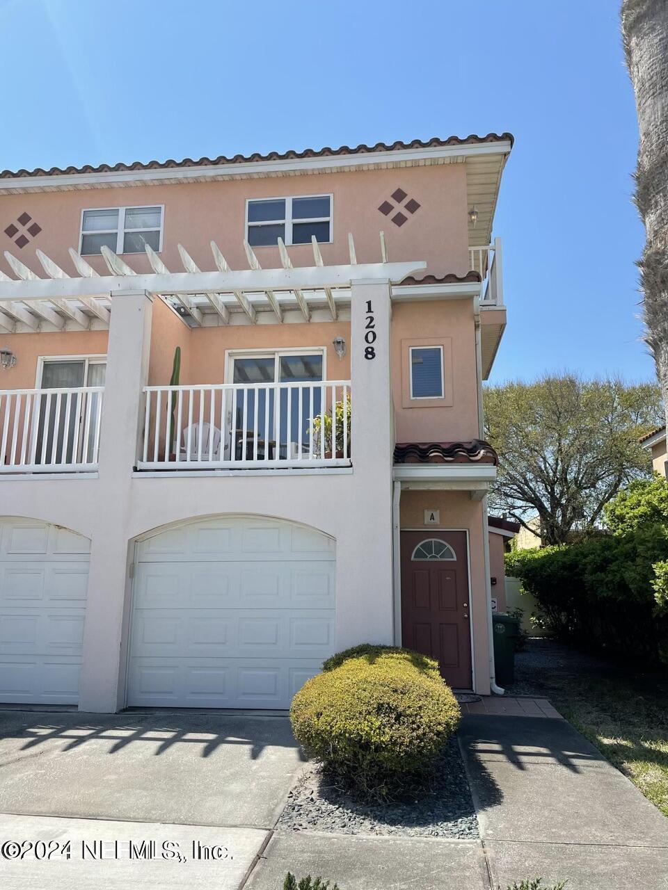 1208 2ND Street S, A