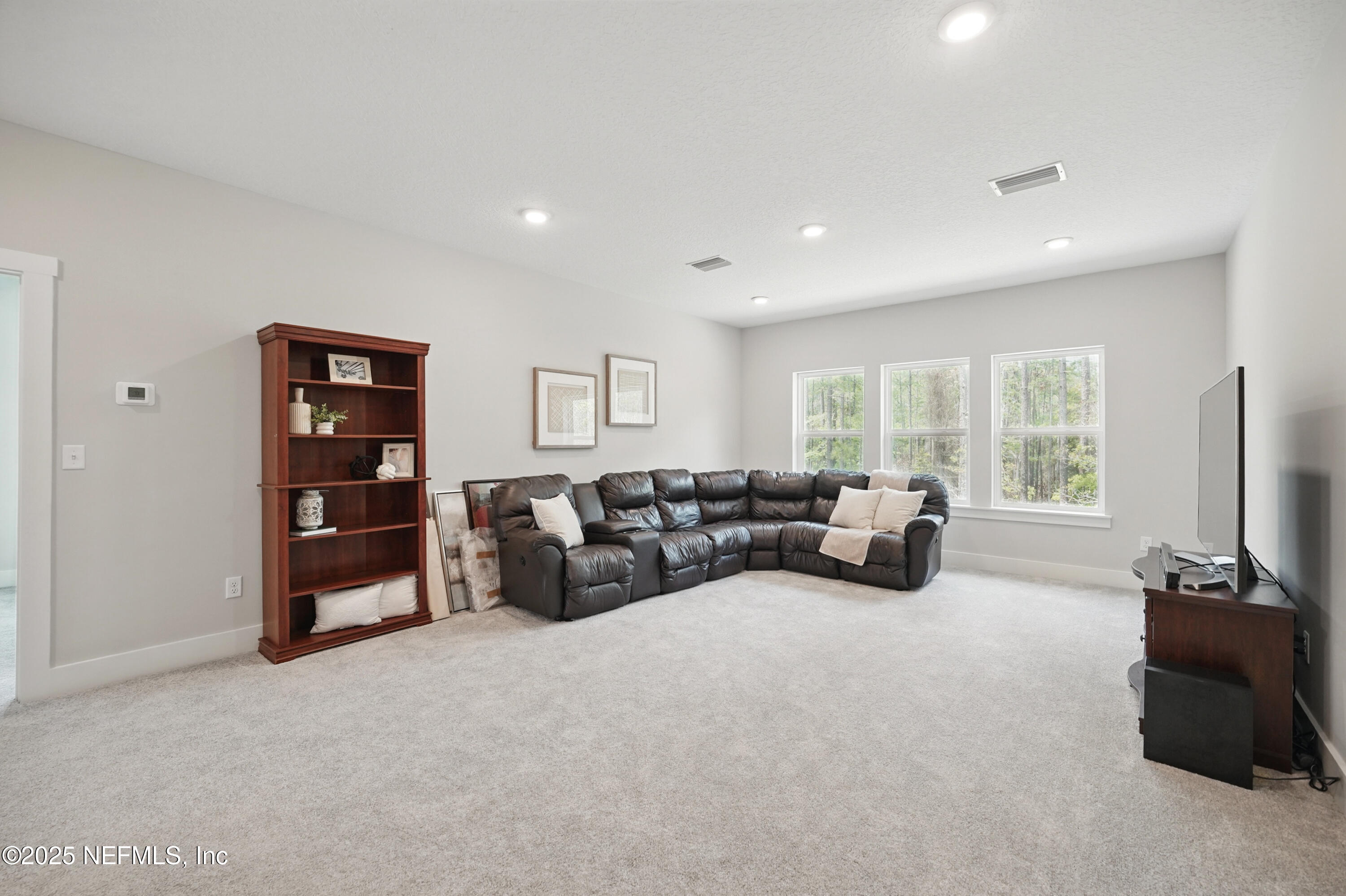 152 NAVIGATORS Road, St. Johns