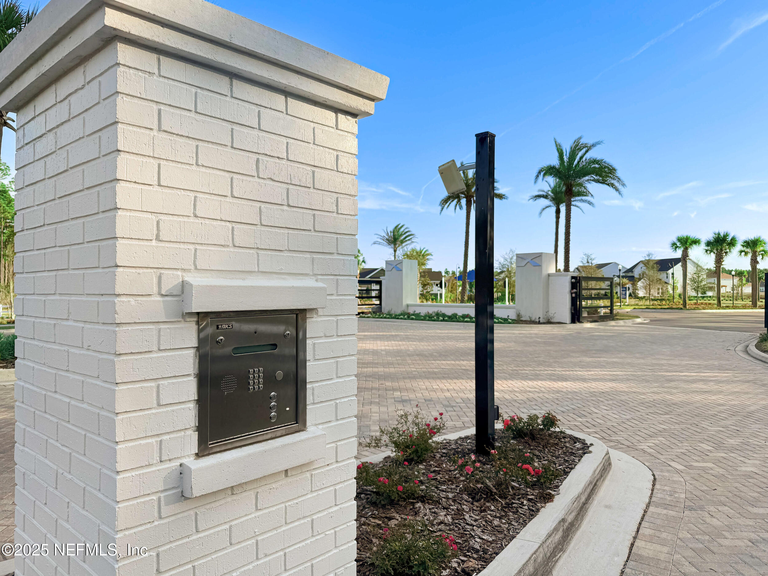 152 NAVIGATORS Road, St. Johns