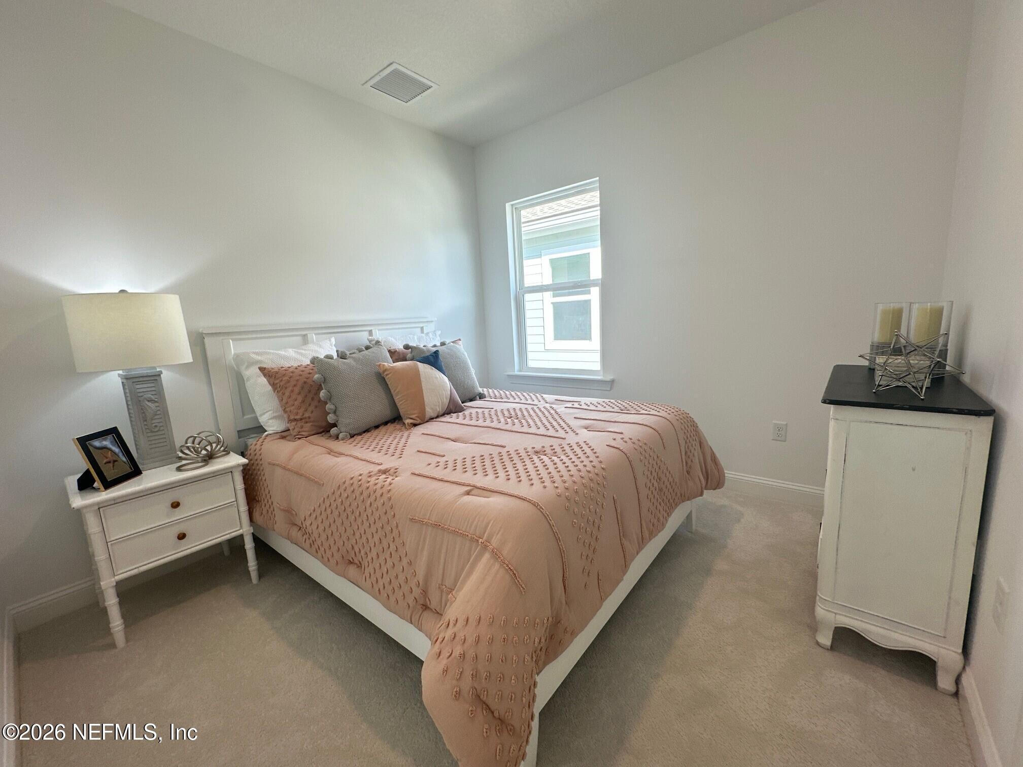 125 OAKMOSS Drive, St. Johns