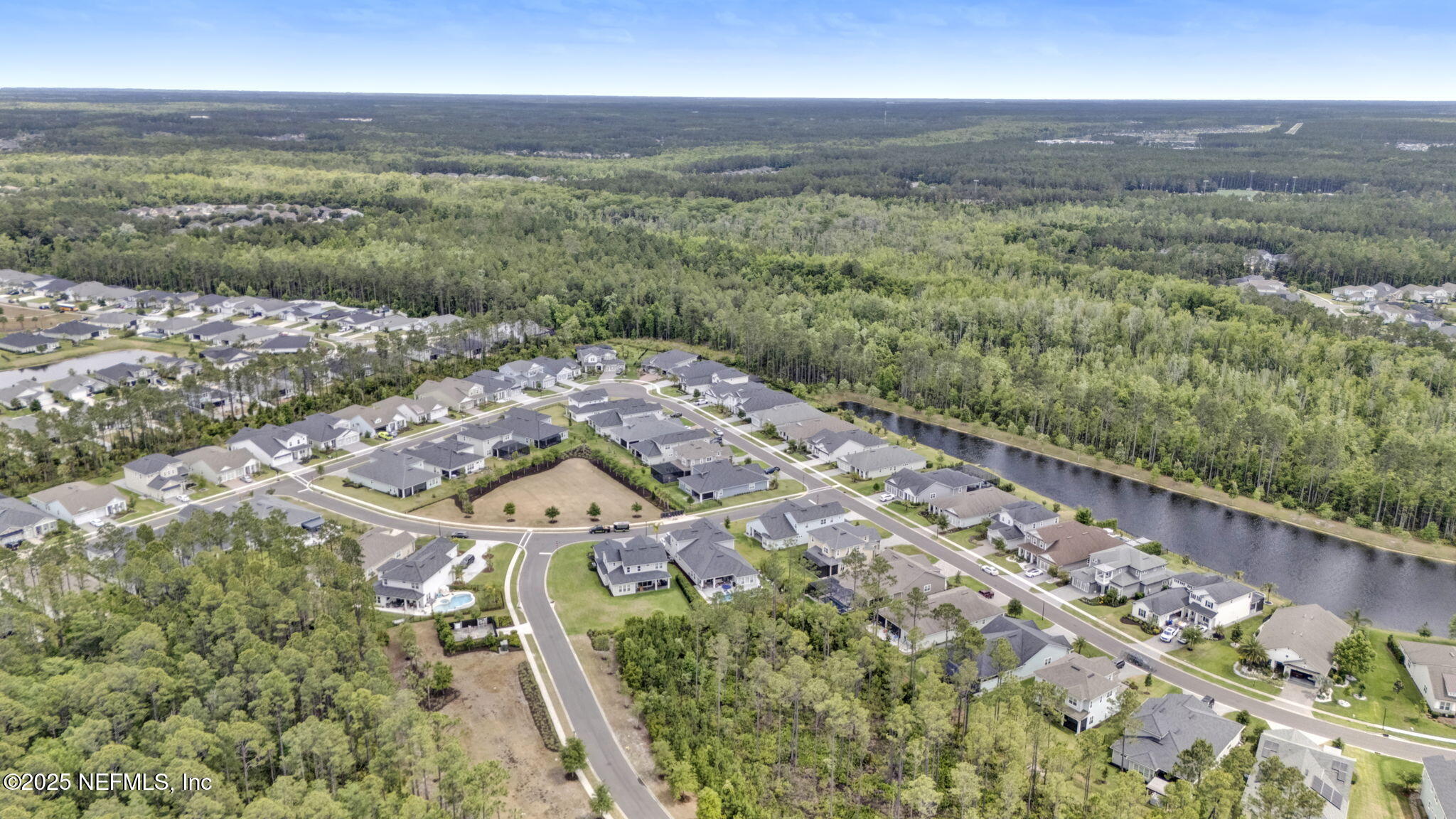 252 PINE HAVEN Drive, St. Johns