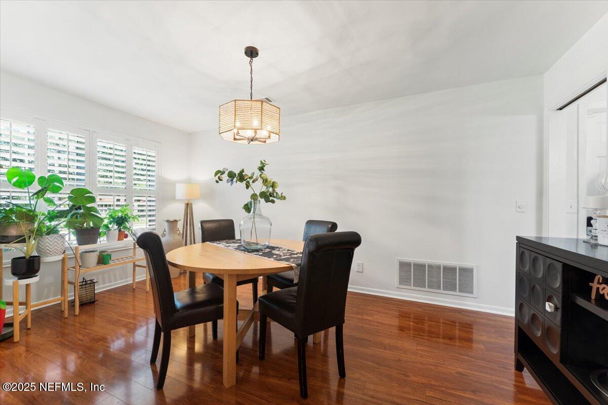 5013 BRIERWOOD Court