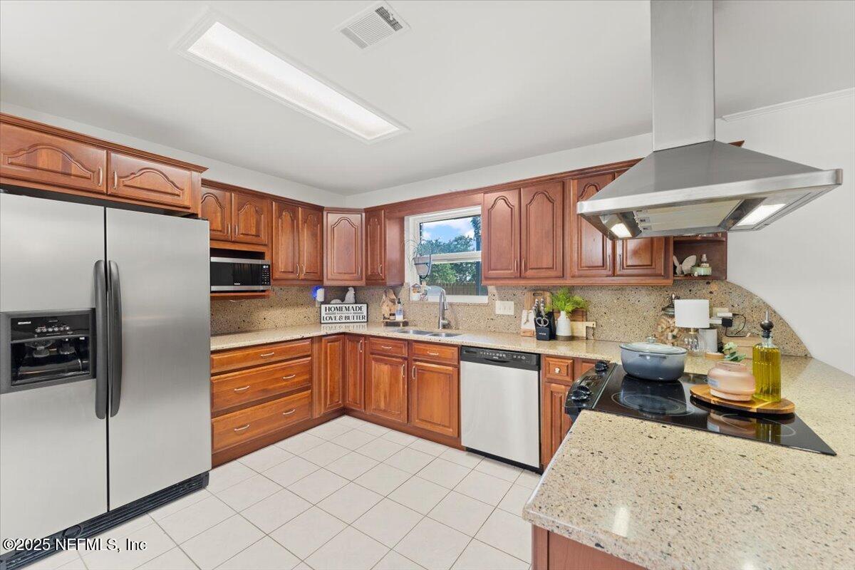 5013 BRIERWOOD Court